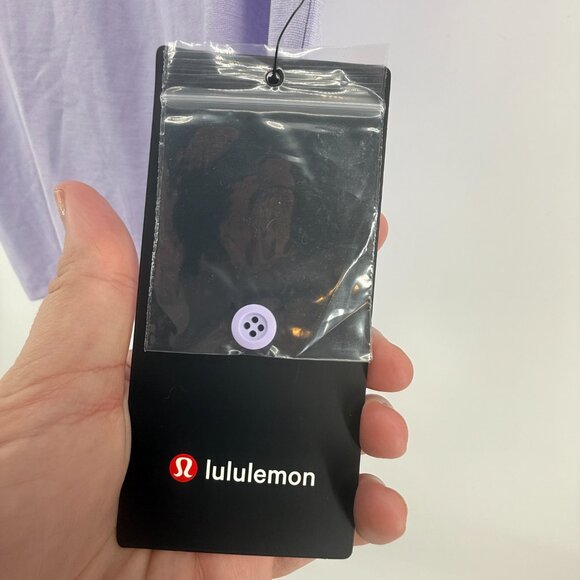 Lululemon Evolution Polo Short Sleeve NWT Lavender size Large Athletic Preppy - Picture 11 of 13
